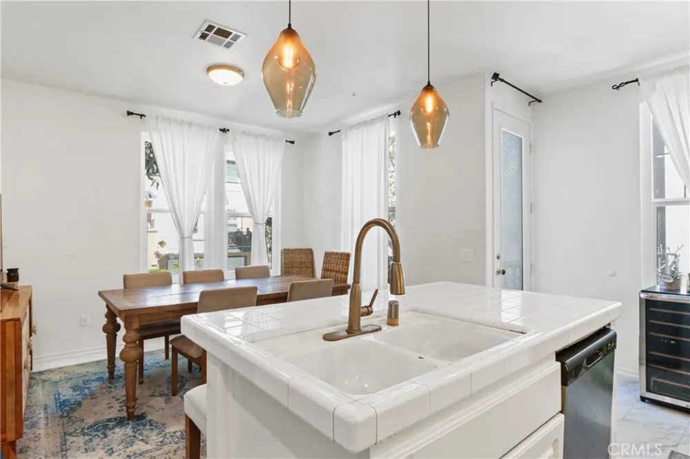 1 Warmspring Aliso Viejo, CA 92656