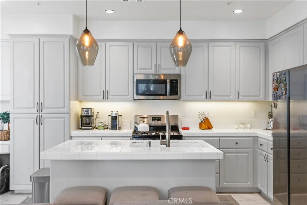 1 Warmspring Aliso Viejo, CA 92656