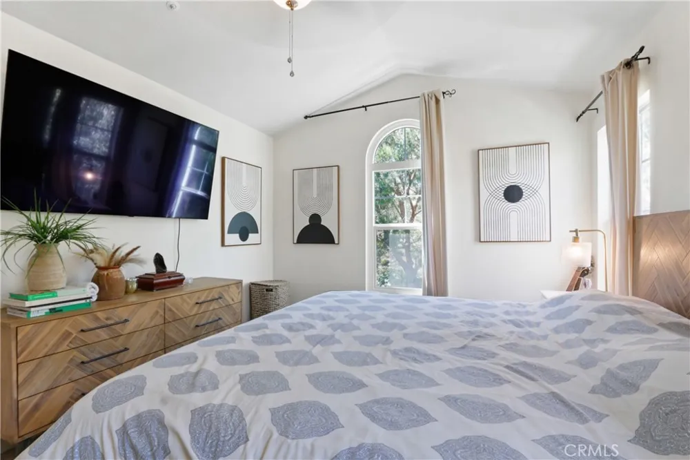 1 Warmspring Aliso Viejo, CA 92656