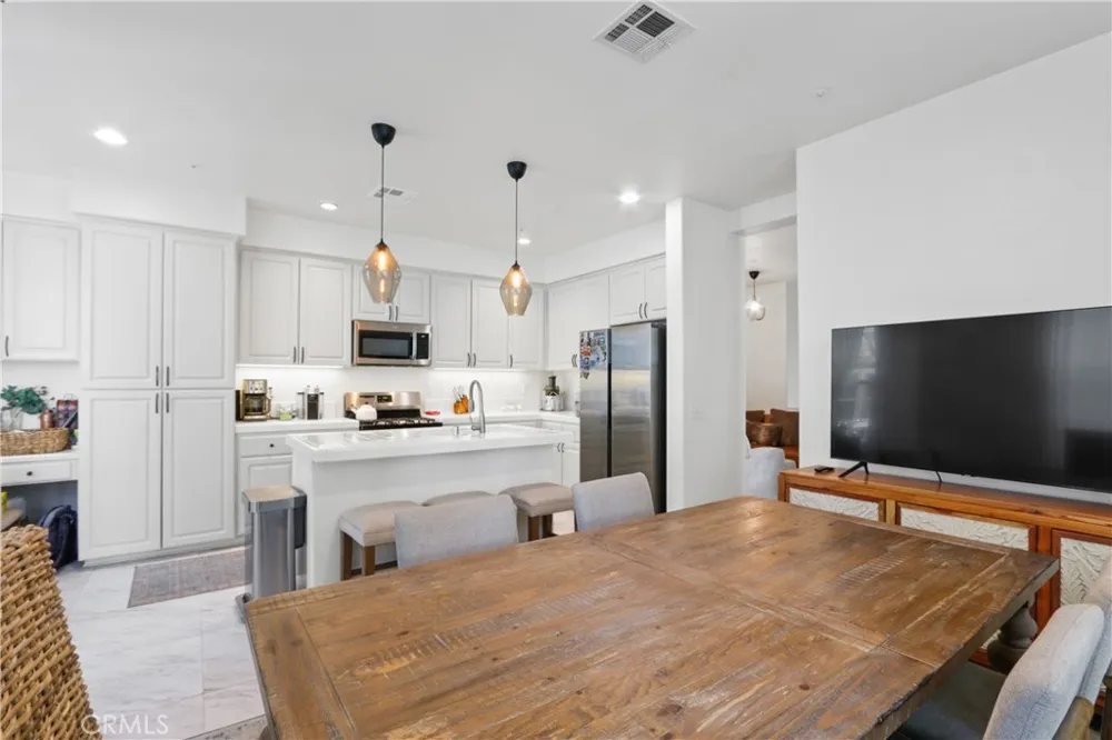 1 Warmspring Aliso Viejo, CA 92656