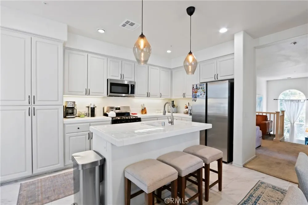 1 Warmspring Aliso Viejo, CA 92656