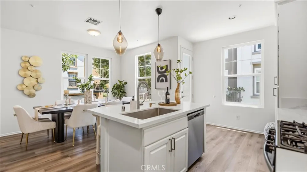 1 Warmspring Aliso Viejo, CA 92656