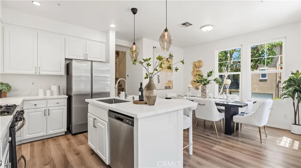 1 Warmspring Aliso Viejo, CA 92656