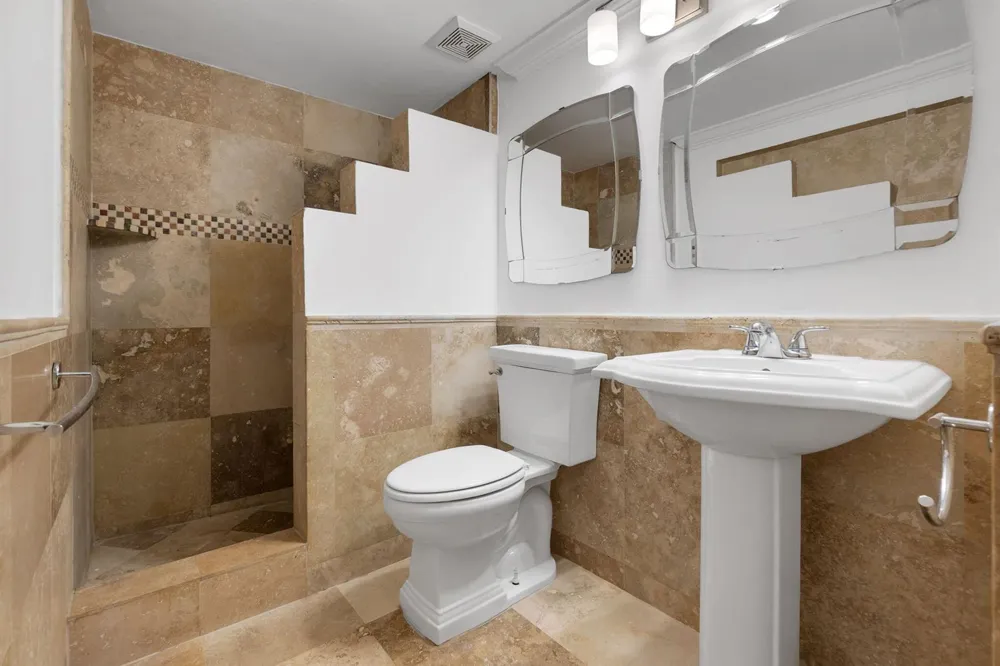 1840 San Juan Drive #24-c Delray Beach, FL 33445