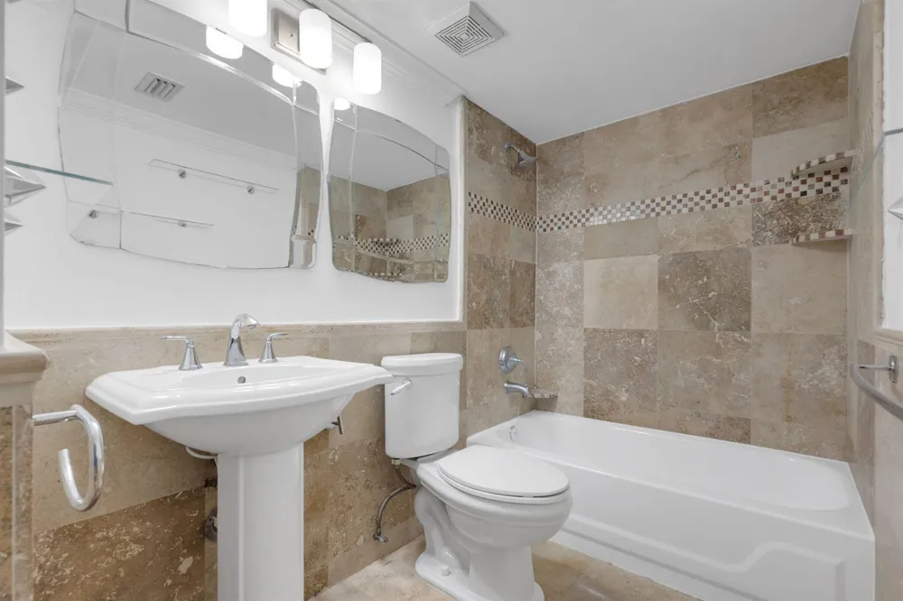 1840 San Juan Drive #24-c Delray Beach, FL 33445