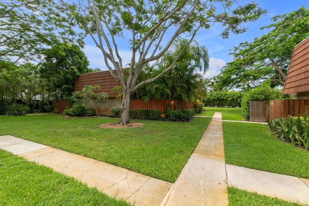 1840 San Juan Drive #24-c Delray Beach, FL 33445