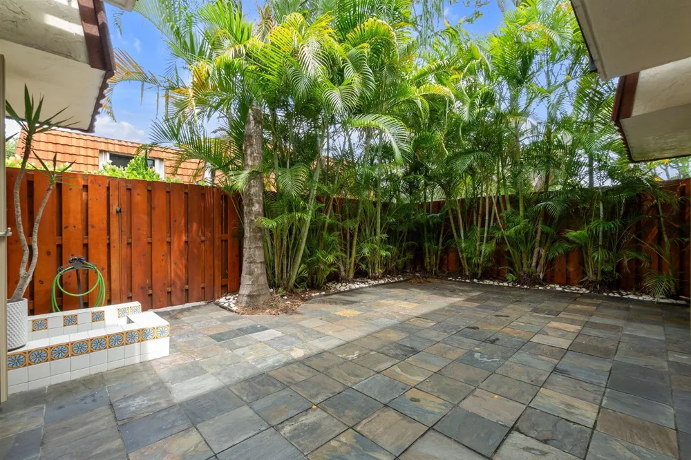 1840 San Juan Drive #24-c Delray Beach, FL 33445