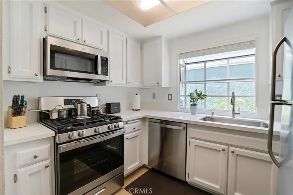 1980 Rory #6 Simi Valley, CA 93063