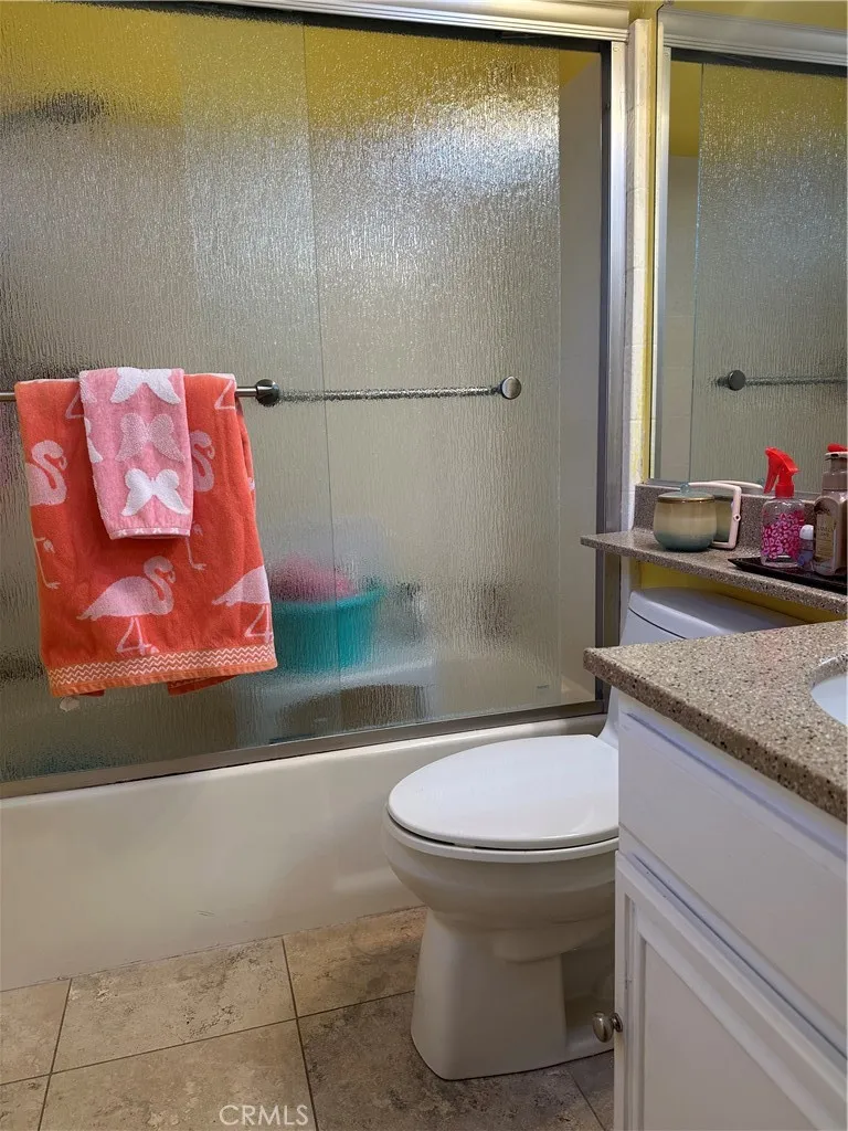 28243 Royal Castaic, CA 91384