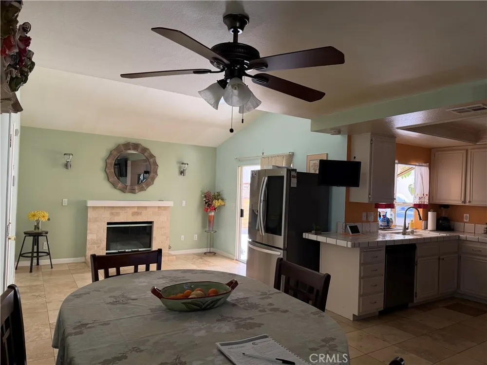 28243 Royal Castaic, CA 91384