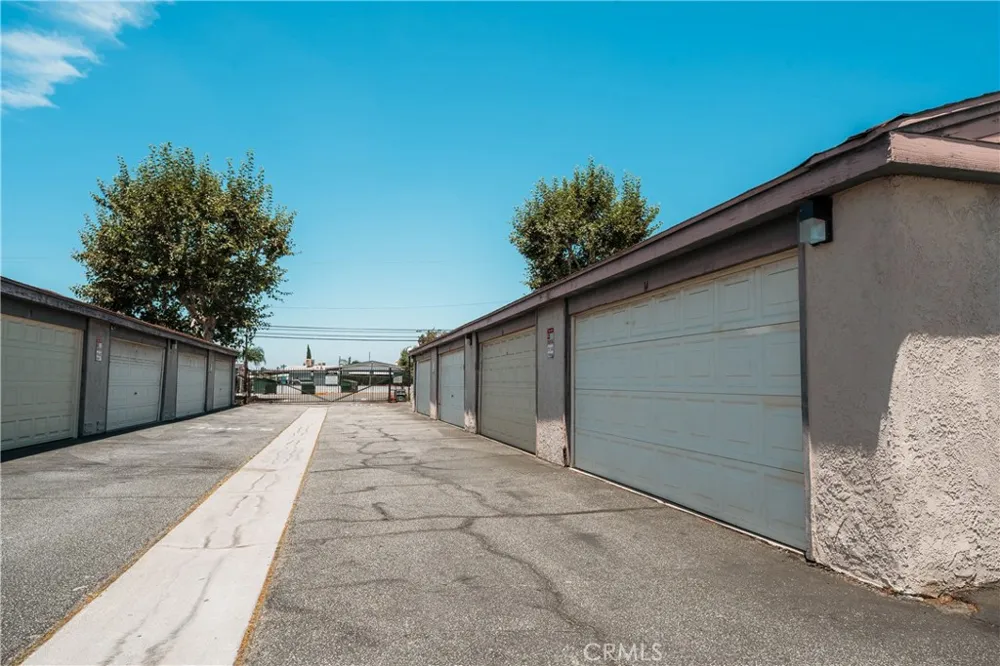 1666 Puente Baldwin Park, CA 91706
