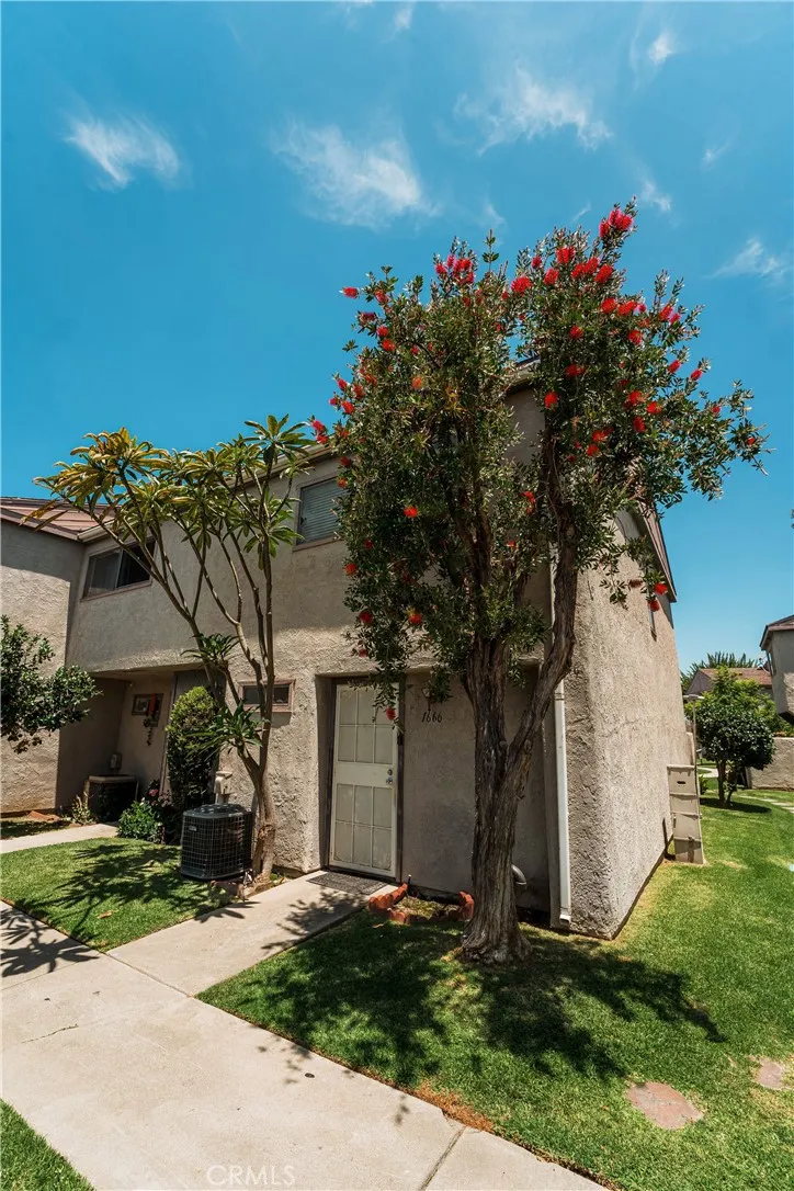 1666 Puente Baldwin Park, CA 91706