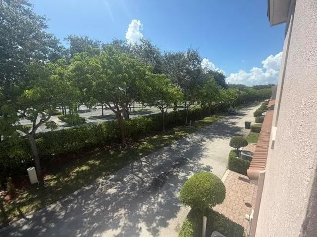 8288 NW 9th Avenue Boca Raton, FL 33487