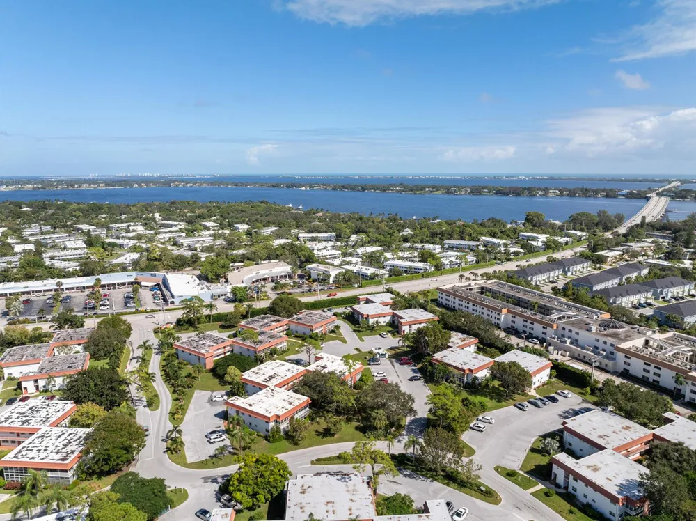 2600 SE Ocean Boulevard #N14 Stuart, FL 34996