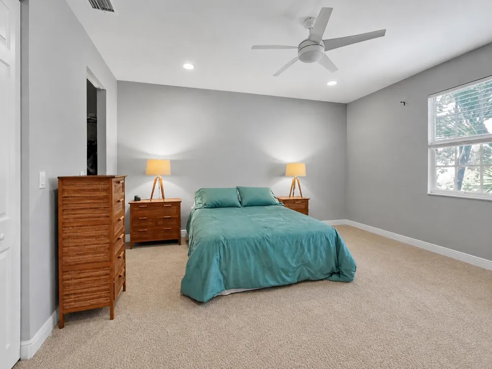 6927 Julia Gardens Drive Coconut Creek, FL 33073