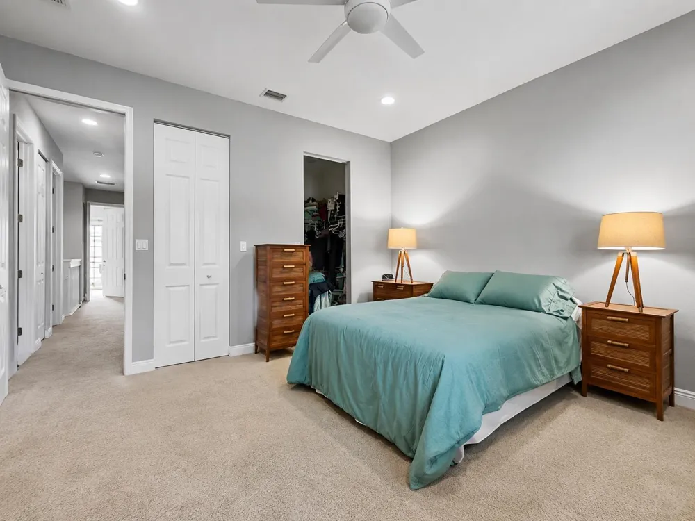 6927 Julia Gardens Drive Coconut Creek, FL 33073
