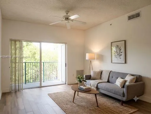 6001 SW 70th St #355 South Miami, FL 33143