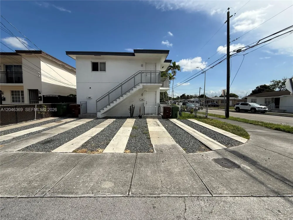 837 SE 12th Street #837 Hialeah, FL 33010