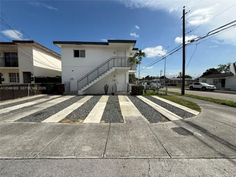 837 SE 12th Street #837