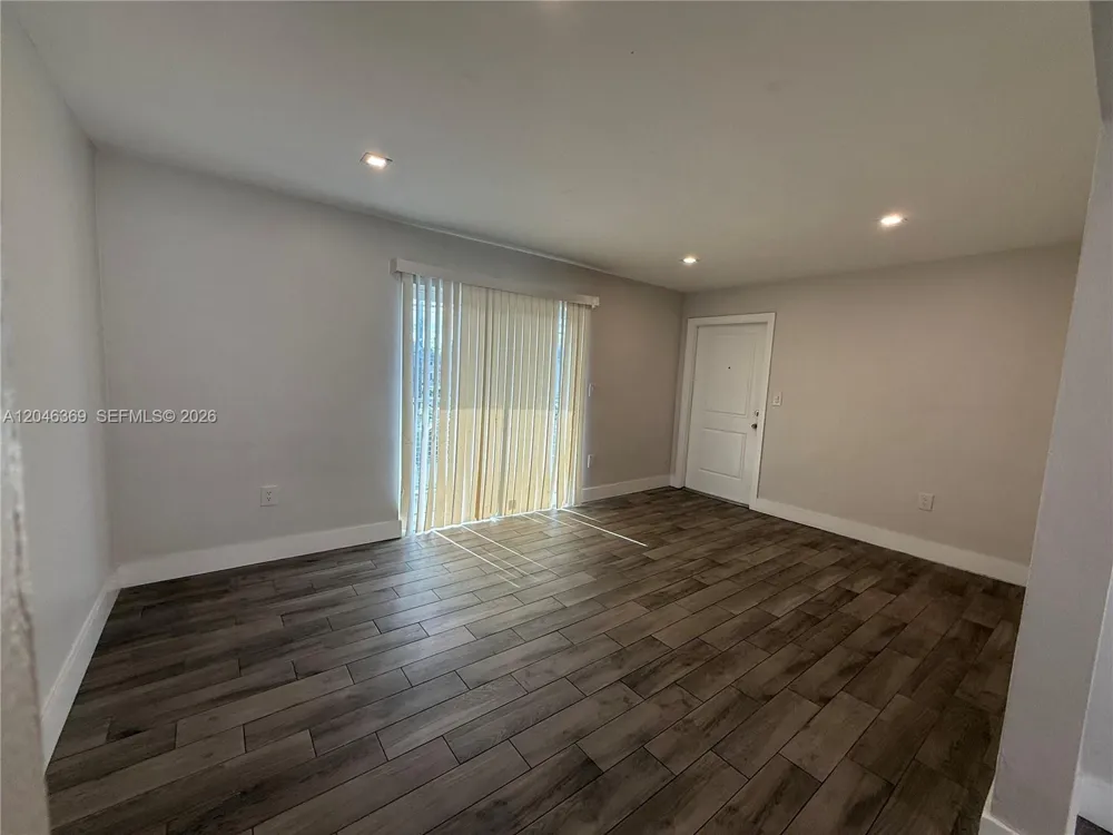 837 SE 12th Street #837 Hialeah, FL 33010