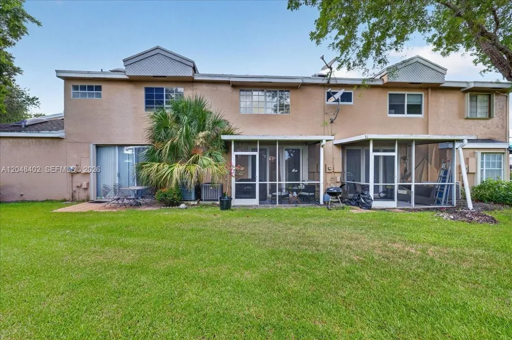 7102 Woodmont Way Tamarac, FL 33321