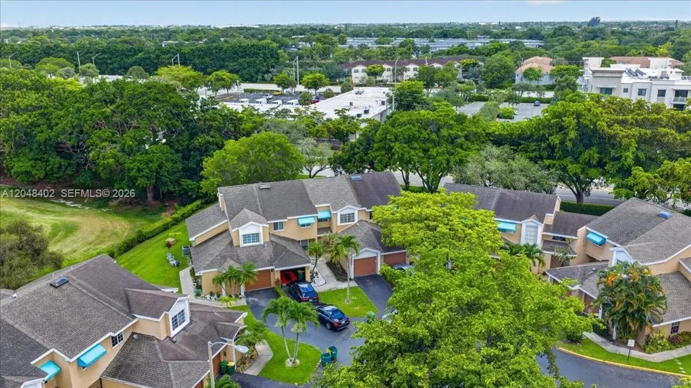 7102 Woodmont Way Tamarac, FL 33321