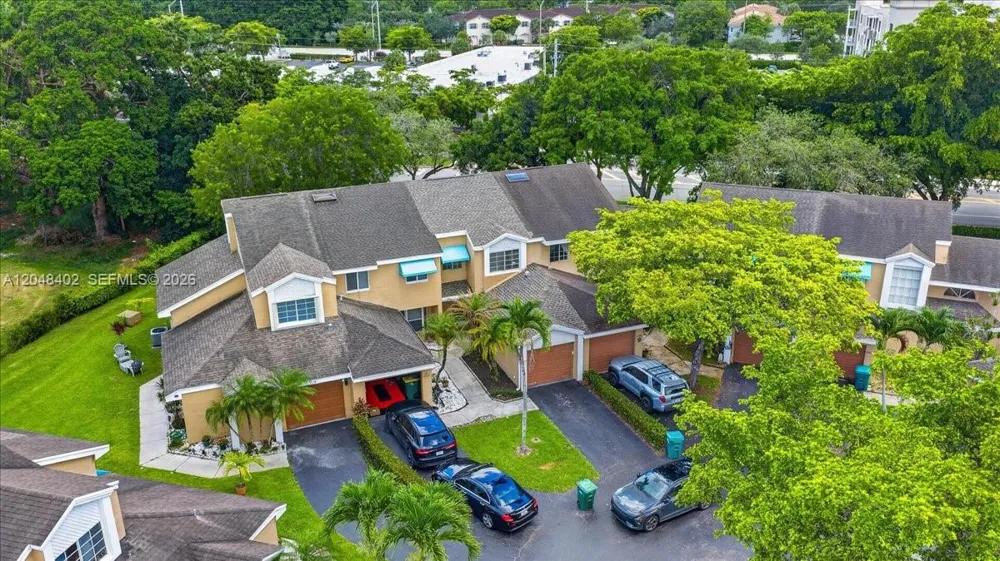 7102 Woodmont Way Tamarac, FL 33321