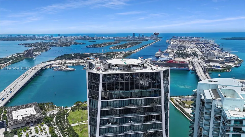1000 Biscayne Blvd #4401 Miami, FL 33132
