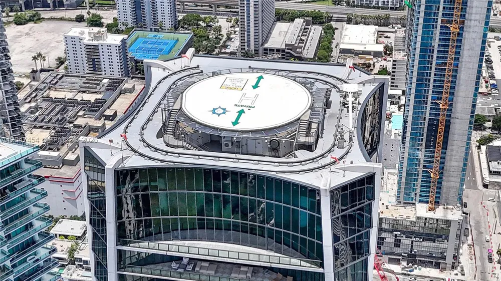 1000 Biscayne Blvd #4401 Miami, FL 33132