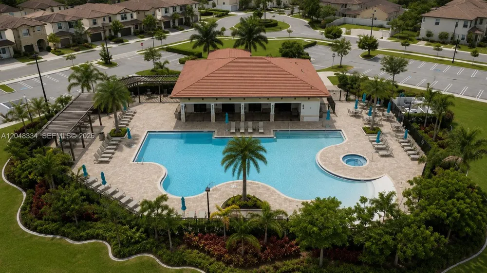 10934 W 33rd Way Hialeah, FL 33018