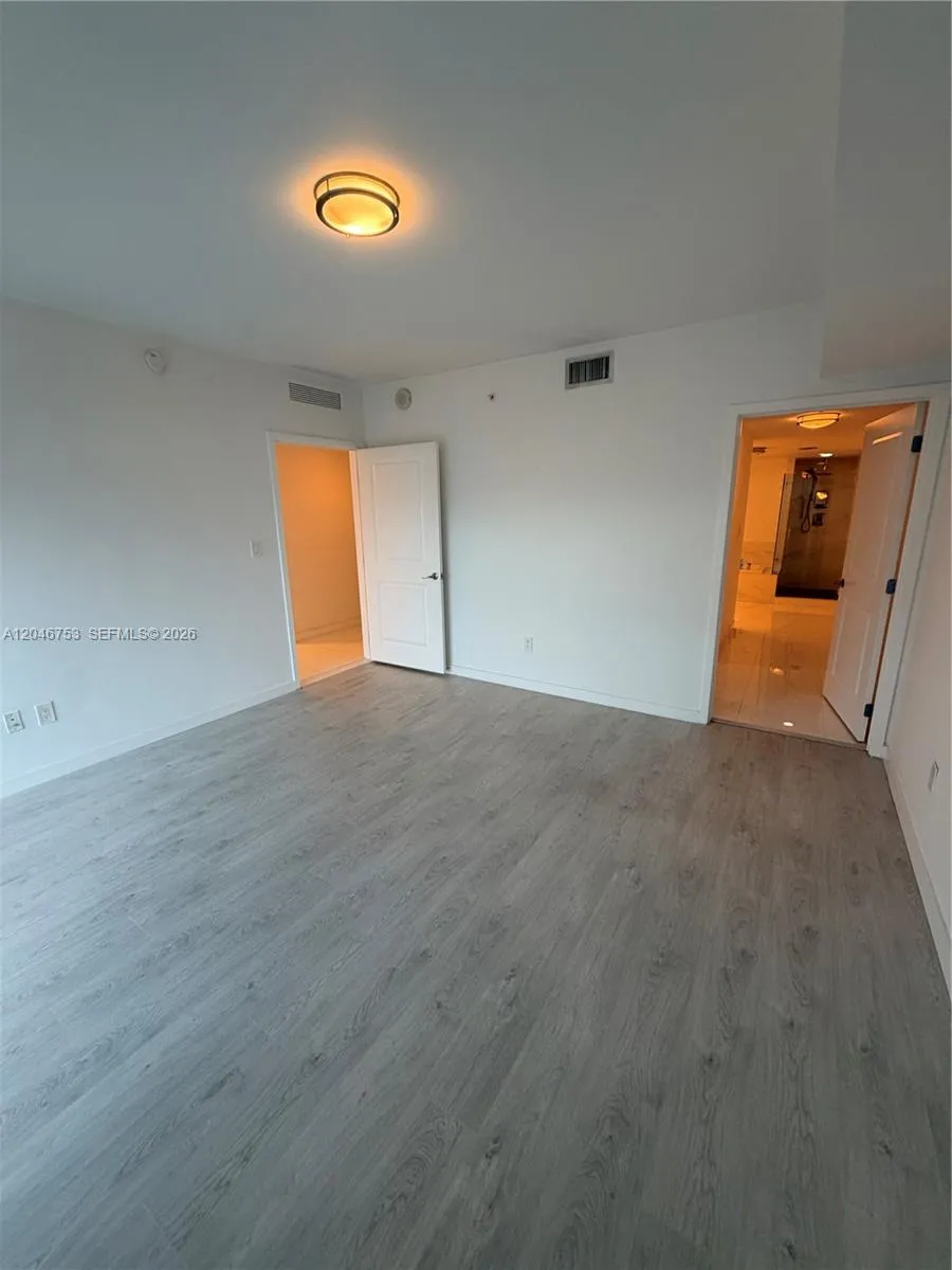 Address Not Shown Sunny Isles Beach, FL 33160