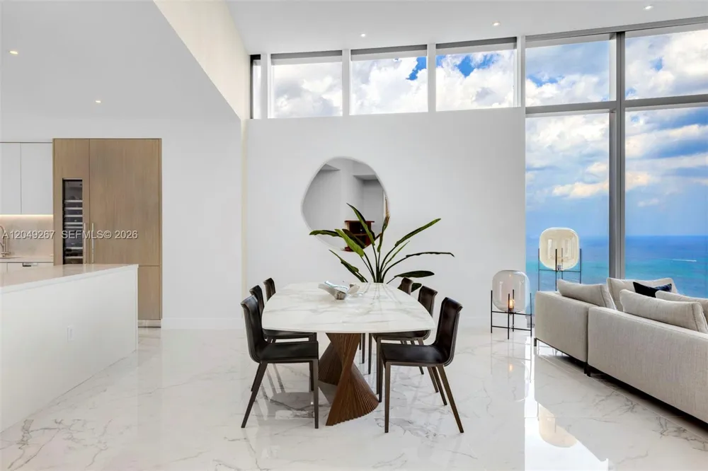 15701 Collins Ave #4701 Sunny Isles Beach, FL 33160