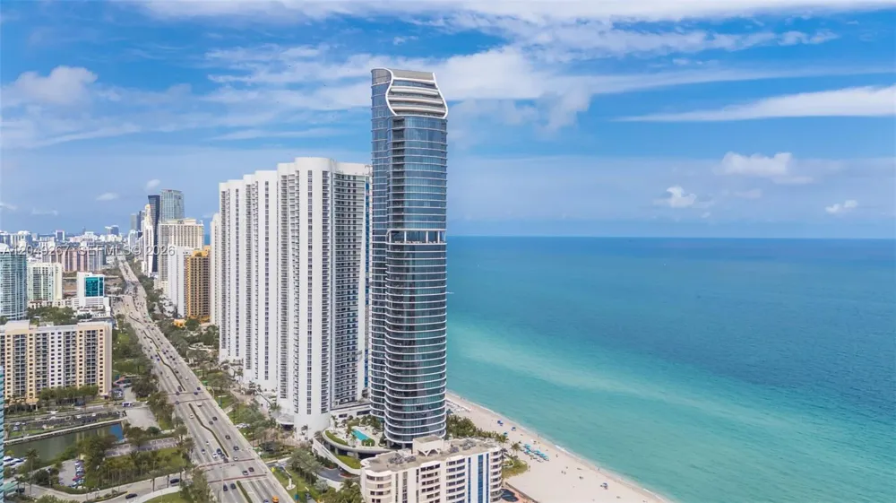 15701 Collins Ave #4701 Sunny Isles Beach, FL 33160