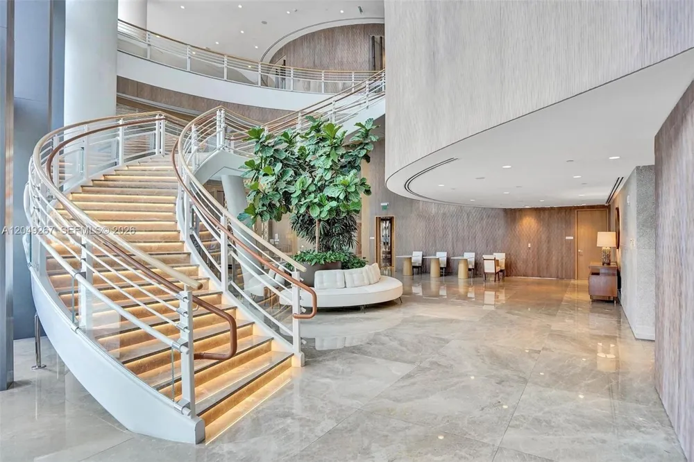 15701 Collins Ave #4701 Sunny Isles Beach, FL 33160