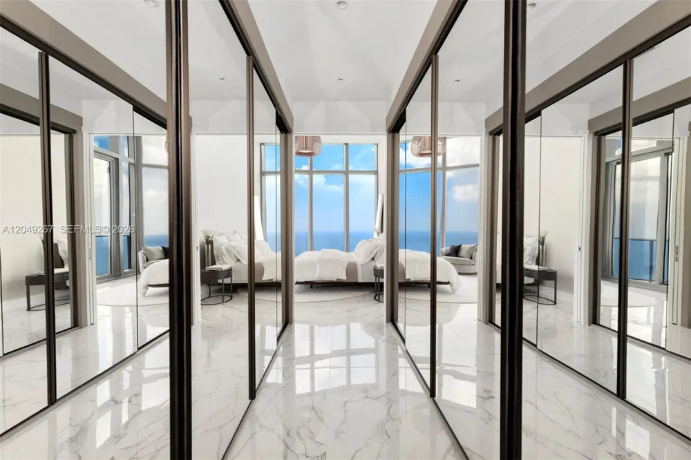 15701 Collins Ave #4701 Sunny Isles Beach, FL 33160