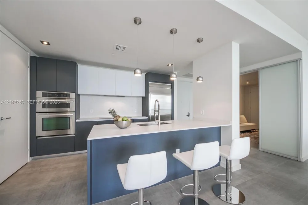 1300 Brickell Bay Dr #4102 Miami, FL 33131