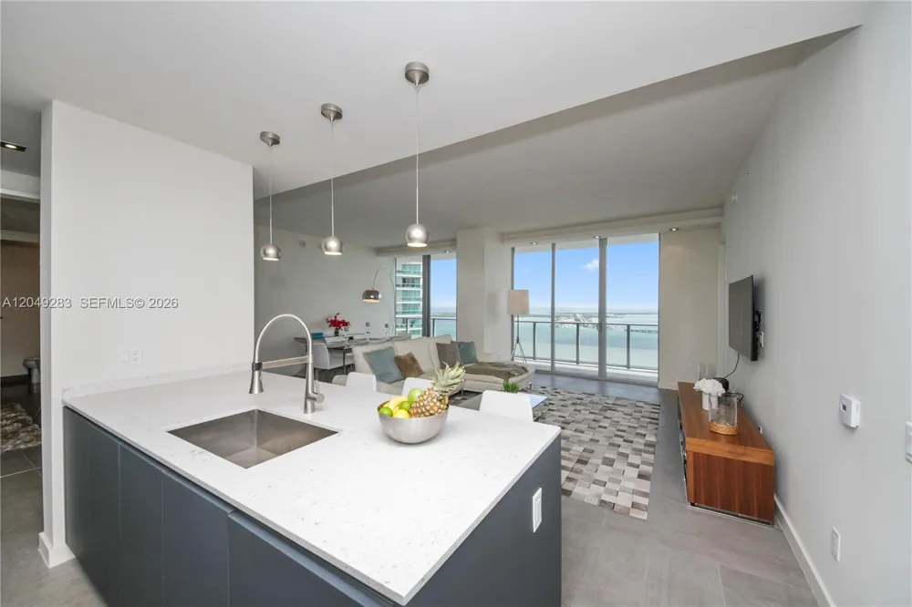 1300 Brickell Bay Dr #4102 Miami, FL 33131