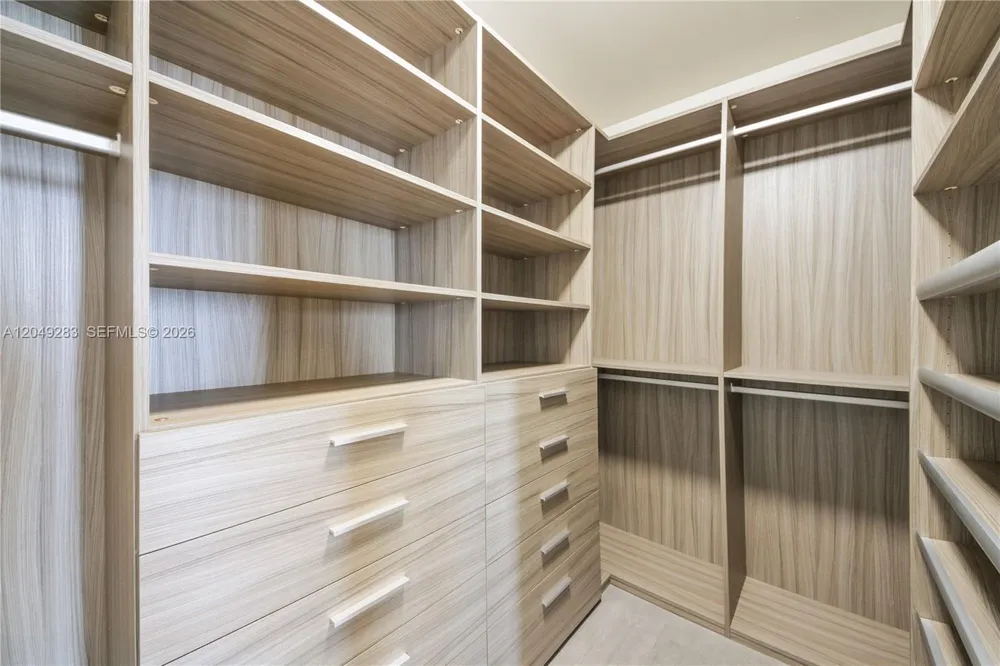 1300 Brickell Bay Dr #4102 Miami, FL 33131