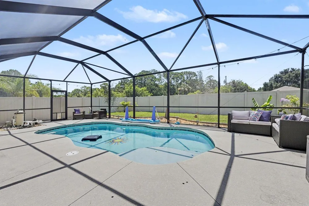730 Old Country Road SE Palm Bay, FL 32909