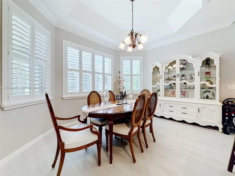 1637 Westminster Ct. The Villages, FL 32162