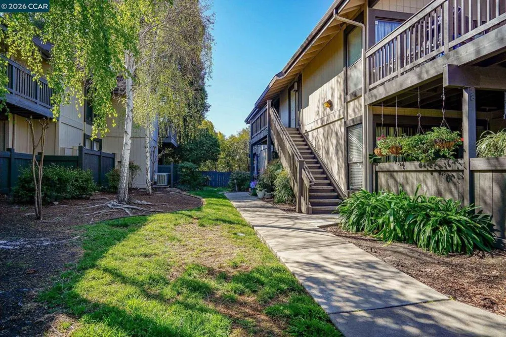 2340 Pleasant Hill Rd #2 Pleasant Hill, CA 94523