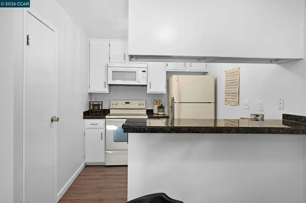 2340 Pleasant Hill Rd #2 Pleasant Hill, CA 94523