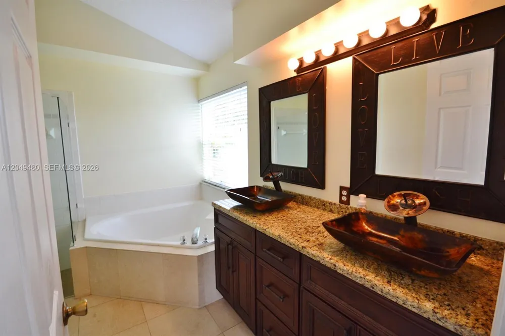 17569 89th Pl N Loxahatchee, FL 33470