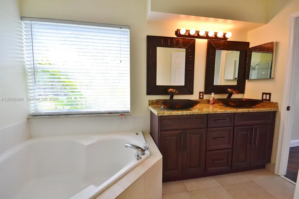 17569 89th Pl N Loxahatchee, FL 33470