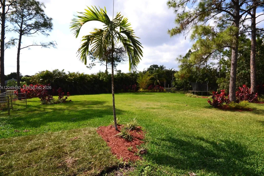 17569 89th Pl N Loxahatchee, FL 33470