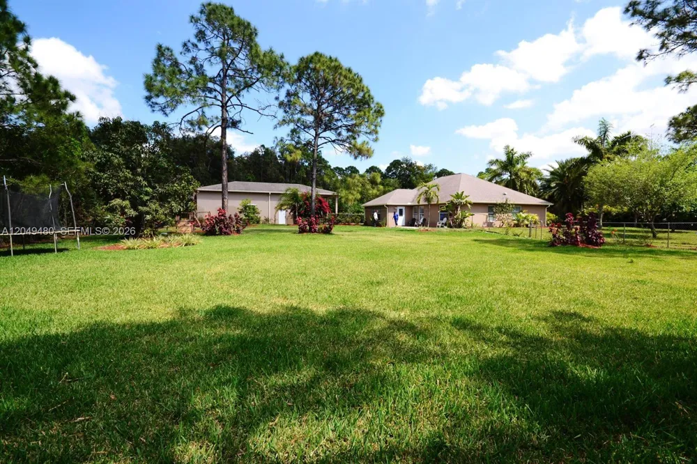 17569 89th Pl N Loxahatchee, FL 33470