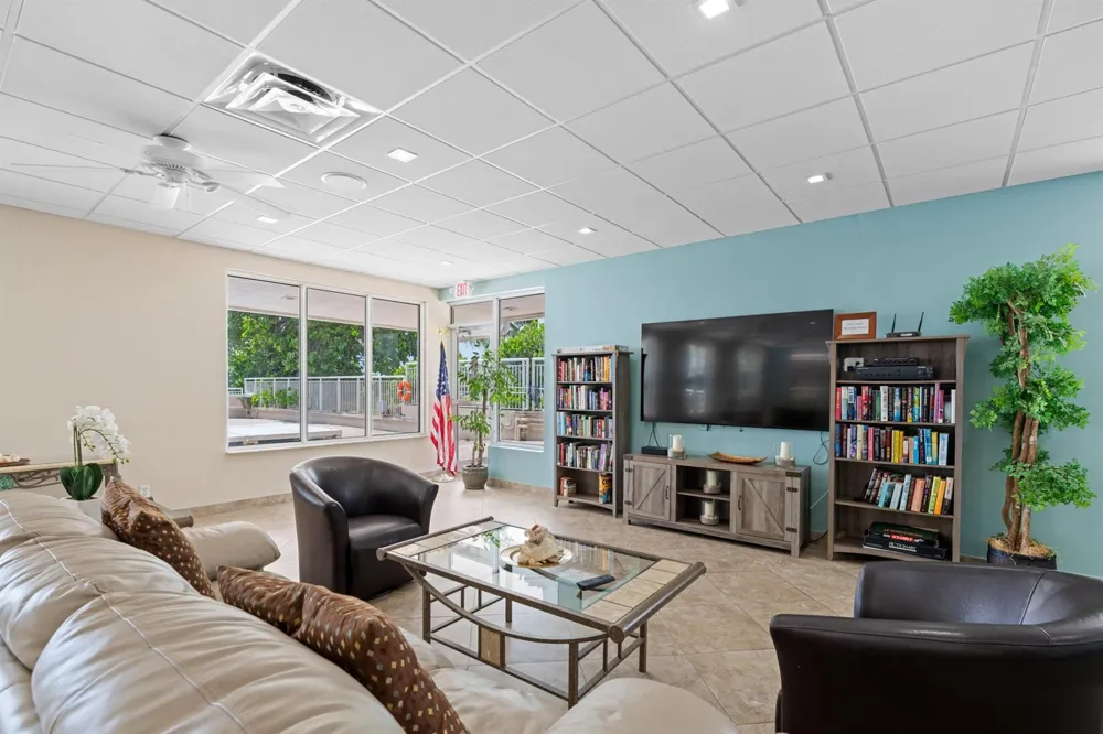 1050 Hillsboro Mile #403w Hillsboro Beach, FL 33062