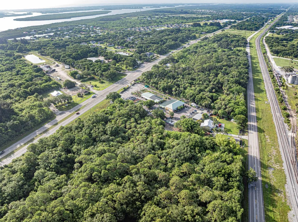 7555 Us Highway 1 Vero Beach, FL 32967