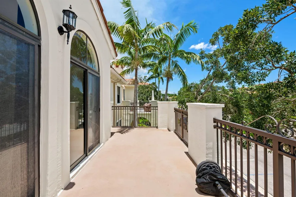 3171 NW 125th Avenue Sunrise, FL 33323