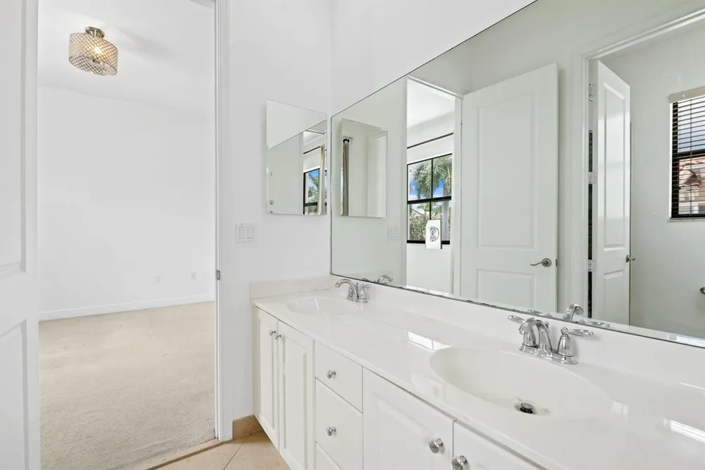 3171 NW 125th Avenue Sunrise, FL 33323